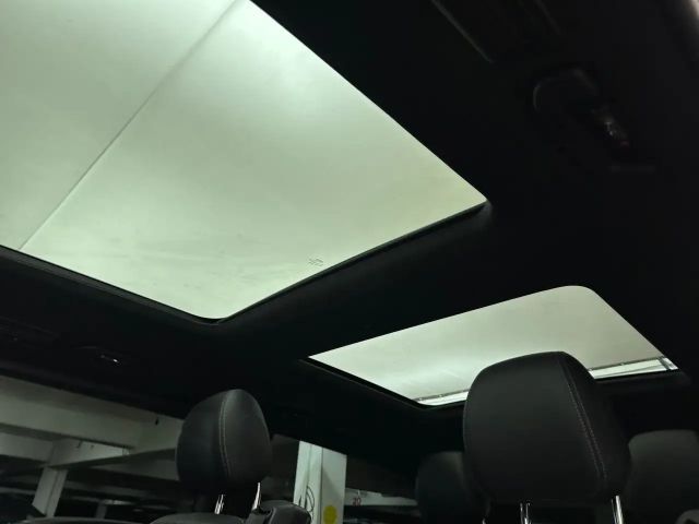 Mercedes-Benz V 280