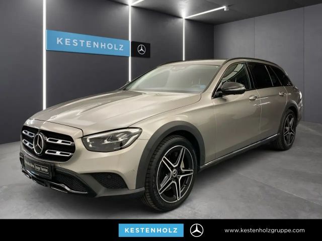 Mercedes-Benz E 400 d T 4M Fahrass Airmat Distr+ LED AHK Night 2022 Diesel