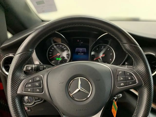 Mercedes-Benz V 280