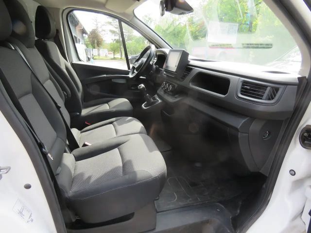 Nissan Primastar