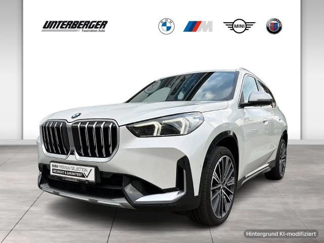 BMW X1 xDrive23i xLine 20" ASHK Head-Up Pano HK HiFi DAB 2024 Benzine