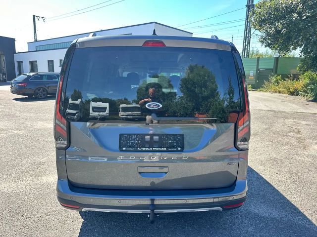 Ford Grand Tourneo