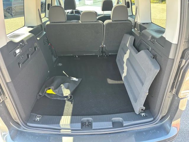 Ford Grand Tourneo