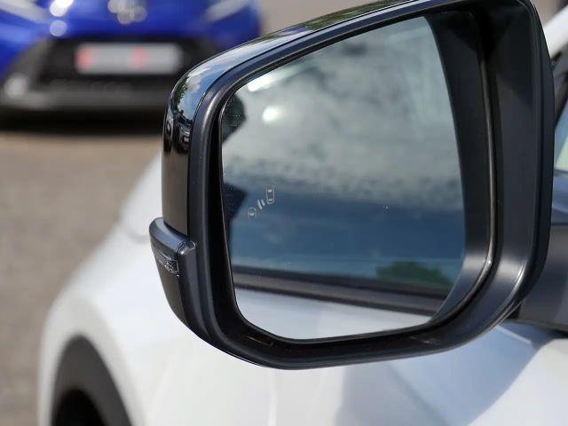 Toyota C-HR+
