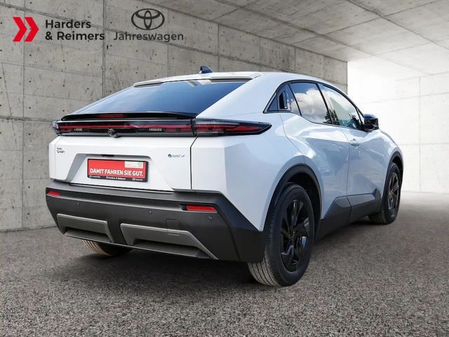 Toyota C-HR+