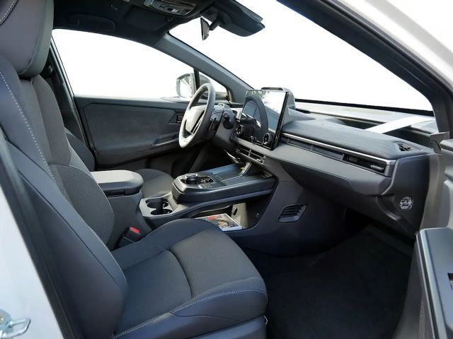 Toyota C-HR+