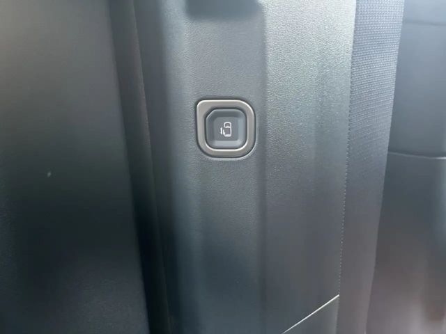 Kia PV5 Passenger