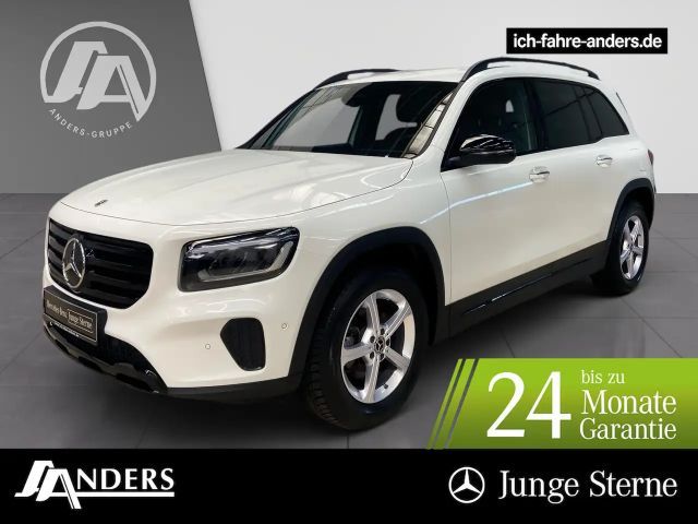 Mercedes-Benz GLB 200 Night+Progressive+AHK+Kamera+KeyLess+LED 2025 Benzine