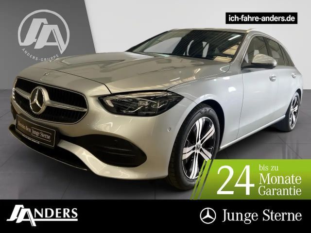 Mercedes-Benz C 180 T AVANTGARDE+Navi+LED+Kam+SHZ+PTS+Memory+ 2025 Benzine