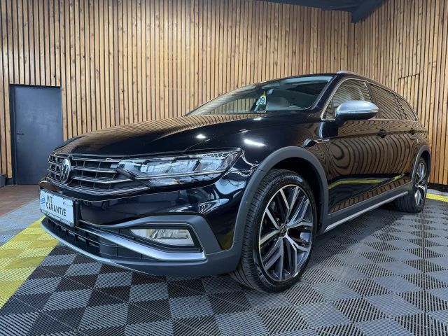 Volkswagen Passat Alltrack 2,0 TDI 4M DSG Navi*360*Pano*AHK 2022 Diesel