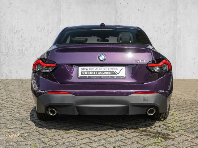 BMW 218