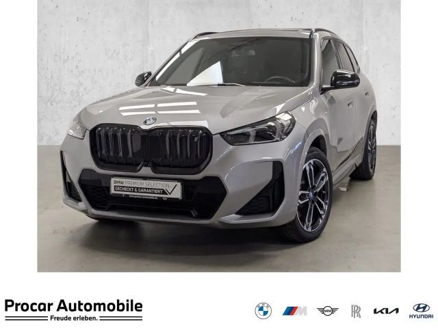 BMW iX1 xDrive30 M Sport HUD PANO ACC AHK DA Prof. 360° KA 2023 Elektrisch