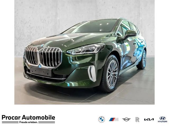 BMW 218 i Active Tourer Luxury Line PANO RFK NAVI LM 2026 Benzine