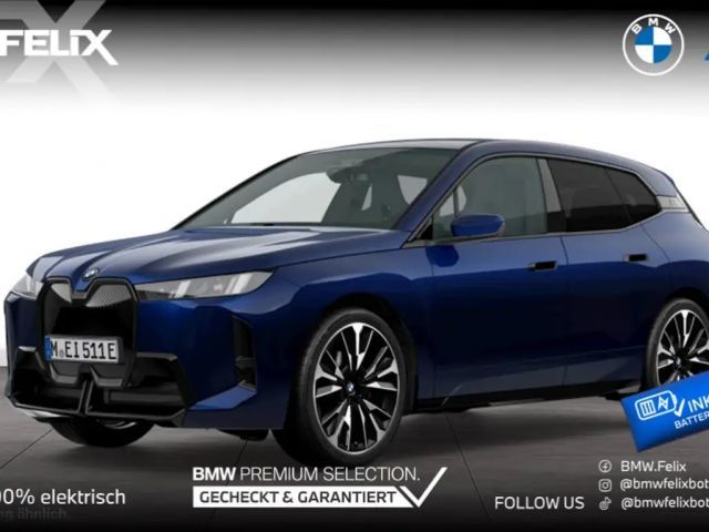 BMW iX xDrive45 M SPORTPAKET PRO+23"ALU+AHK+AUTOBAHNASSIS 2026 Elektrisch
