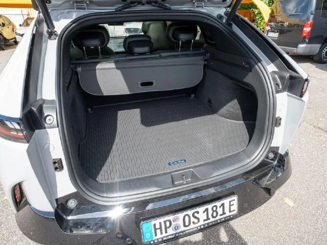 Mazda CX-6e