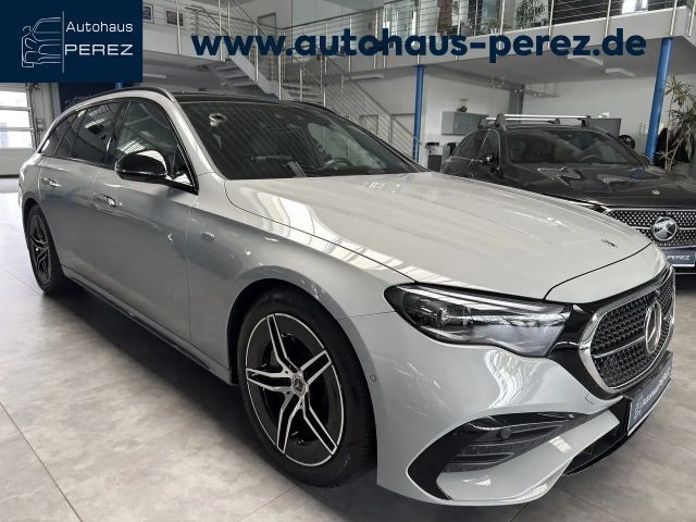 Mercedes-Benz E 300 E 300 T e AMG PREMIUM+ SUPERSCREEN- NP: 102.394€ 2025 Hybride / Benzine