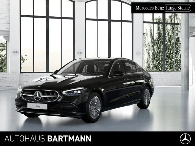 Mercedes-Benz C 180 C 180 HEADuP+TOTWIN.+LED KAMERA+SPUR+JungerStern 2025 Benzine