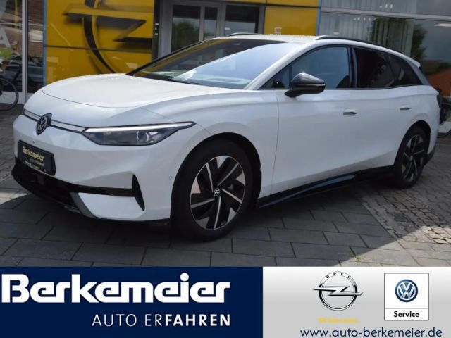 Volkswagen ID.7 Tourer Pro S NAVI / SHZ / KAMERA / HUD / Wärmep. 2024 Elektrisch