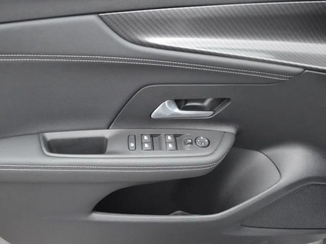 Opel Mokka-E