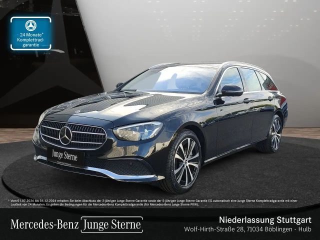 Mercedes-Benz E 300 e T AVANTG+360+AHK+LED+FAHRASS+BURMESTER+9G 2021 Hybride / Benzine