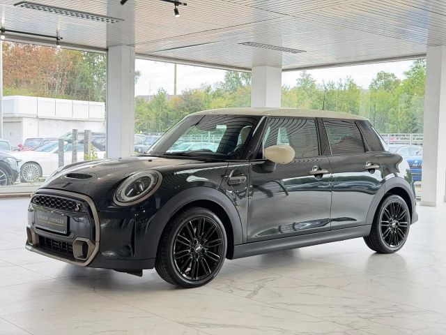 MINI Cooper S DKG*RESOLUTE EDITION*NAVI*LED*PDC*5-TÜR 2023 Benzine
