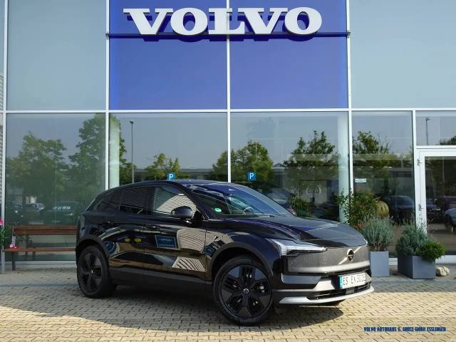 Volvo EX30 Cross Country P5 Long Range Ultra 2026 Elektrisch