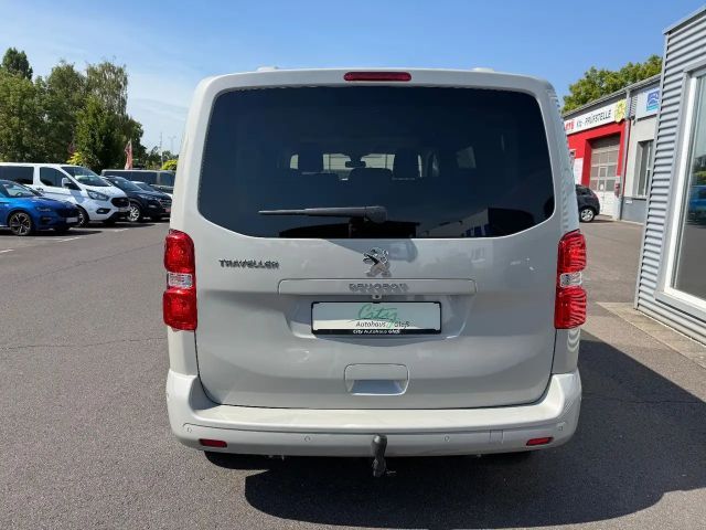 Peugeot Traveller