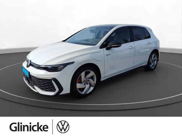 Volkswagen Golf GTE GTE 1.5 elec../TSI eHybrid 200kW 6-Gang DSG 2025 Hybride / Benzine