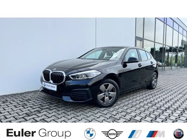 BMW 118 i Digitales Cockpit LED Sperrdiff. Fahrerprofil DA 2021 Benzine
