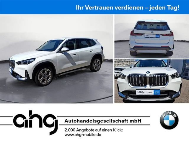 BMW iX1 xDrive30 Adaptives Fahrwerk Komfortzugang 2023 Elektrisch