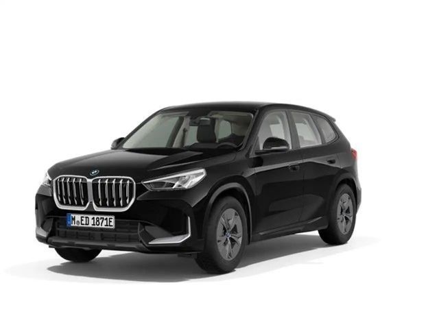 BMW iX1 xDrive30 AHK Adaptives Fahrwerk Rückfahrwerk 2023 Elektrisch