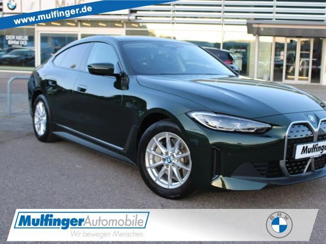 BMW i4 e35 GC.ACC Kamera Live-Navi-Widescreen Sitzh 2023 Elektrisch