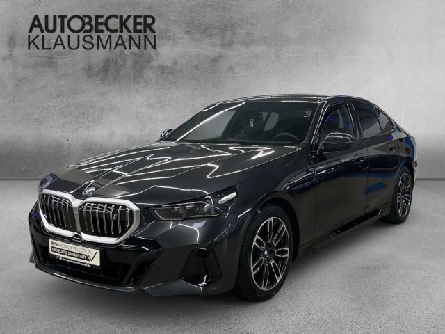 BMW i5 xDrive40 LIMO M SPORT 19'' LC PROF AHK SITZLÜFT B+ 2026 Elektrisch