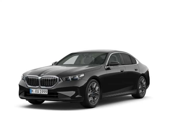 BMW 520 i LIMO M SPORT 20''LC PROF STAND HZG SITZLÜFT 360° 2025 Benzine
