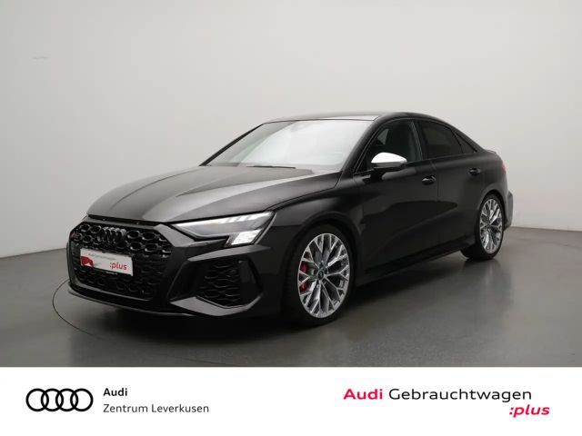 Audi RS3 Limousine quattro MATRIX LEDER PANO KAM 2022 Benzine