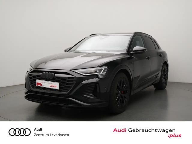Audi Q8 e-tron quattro S line PANO MATRIX AHK ACC 2023 Elektrisch