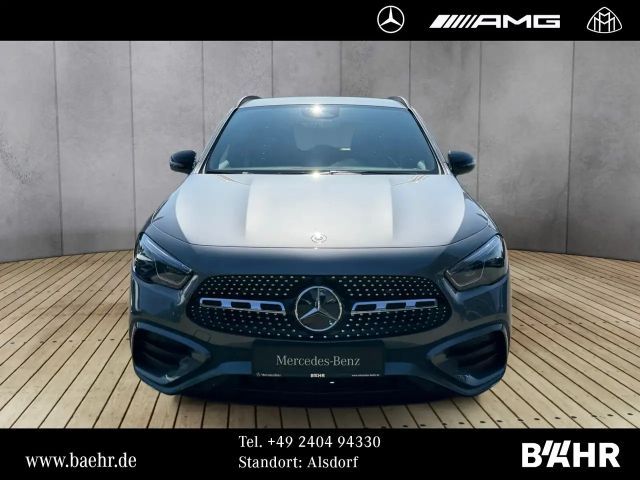 Mercedes-Benz GLA 200