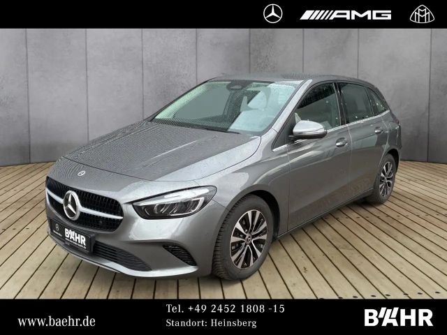 Mercedes-Benz B 180 B 180 AHK/Navi/LED/MBUX/Rückfahrkamera/SHZ/16'' 2025 Benzine
