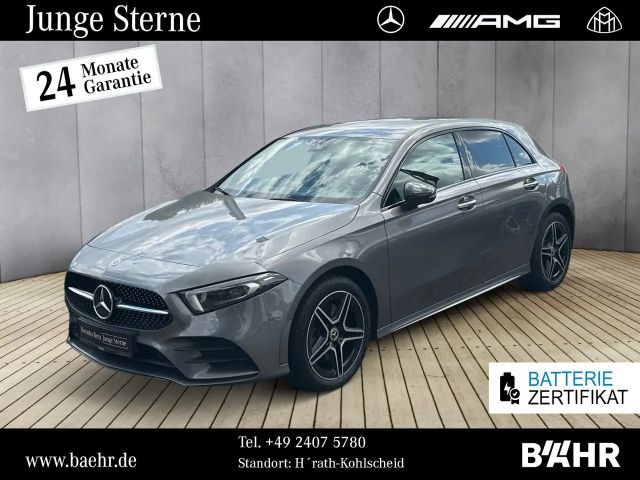 Mercedes-Benz A 250 A 250 e AMG+Night/Navi/Multibeam/Parktr.+RFK/18" 2022 Hybride / Benzine