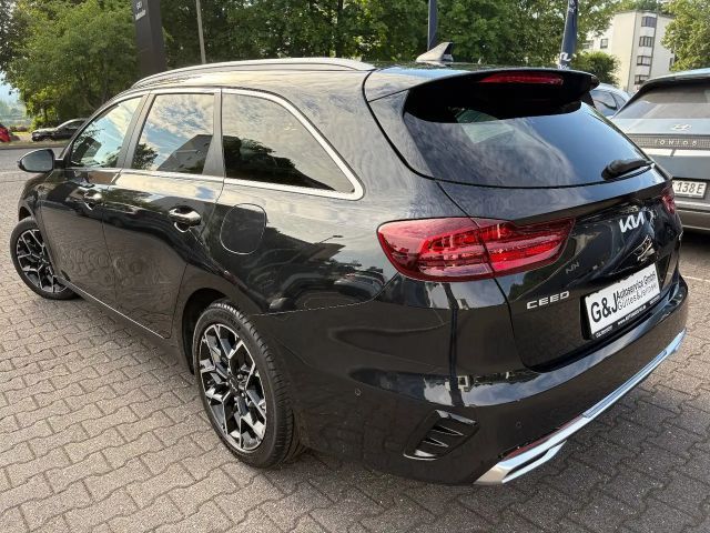 Kia Ceed SW / cee'd SW