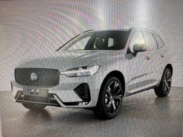 Volvo XC60 B5 AWD Ultra Black Edition Pano,360°,HUD 2025 Benzine