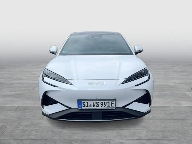 BYD Sealion 7