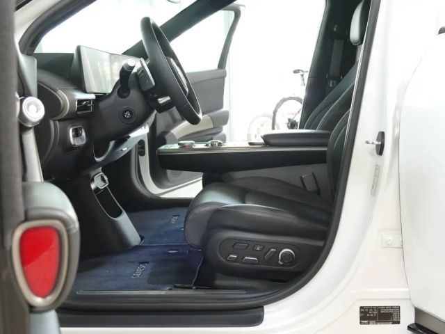 Genesis GV60