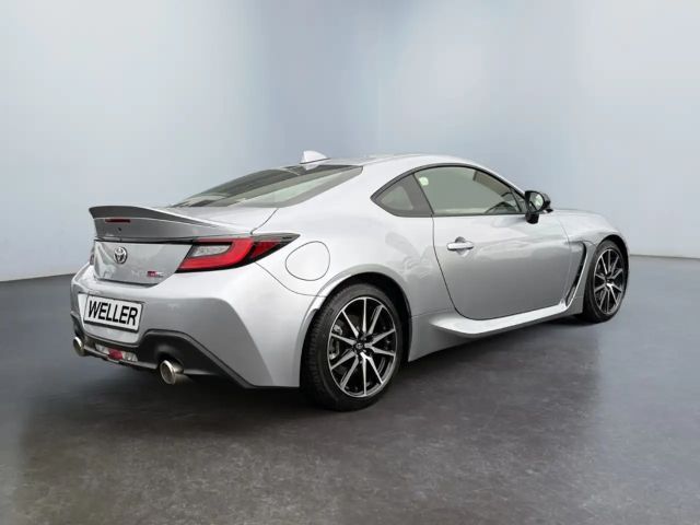 Toyota GR86