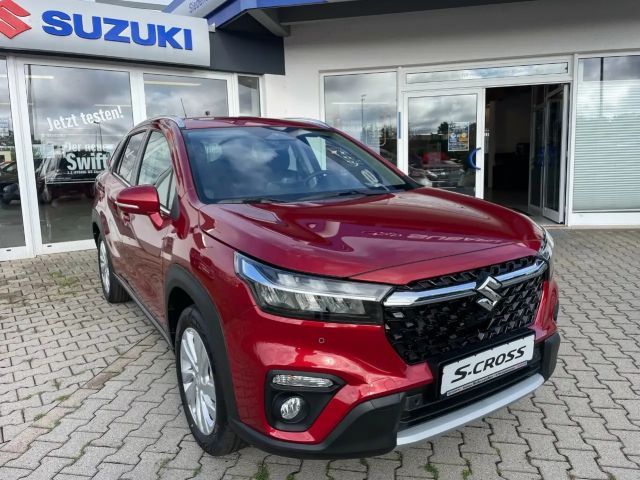 Suzuki S-Cross