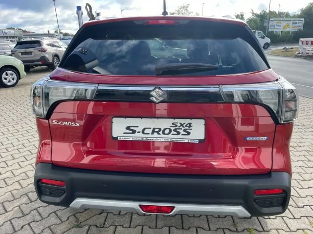 Suzuki S-Cross