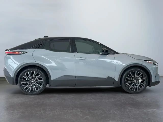 Toyota C-HR+