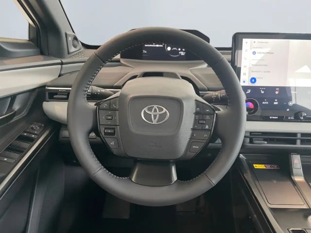 Toyota C-HR+