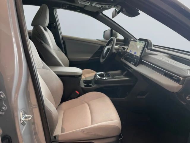 Toyota C-HR+