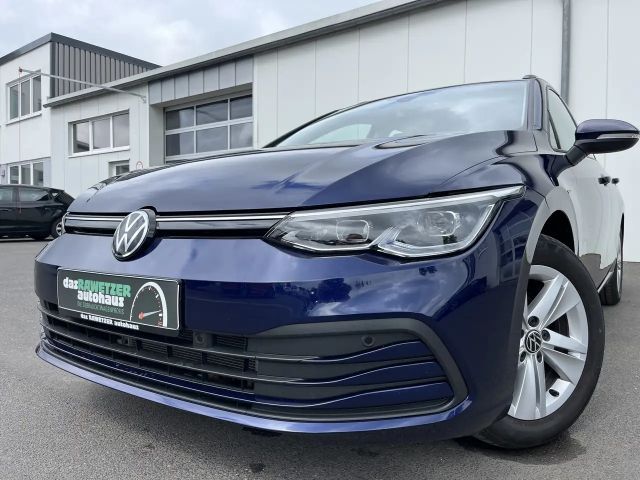 Volkswagen Golf Variant 1.5 TSI DSG Life 1,99% Fin. AHK TravelAssi 2023 Benzine